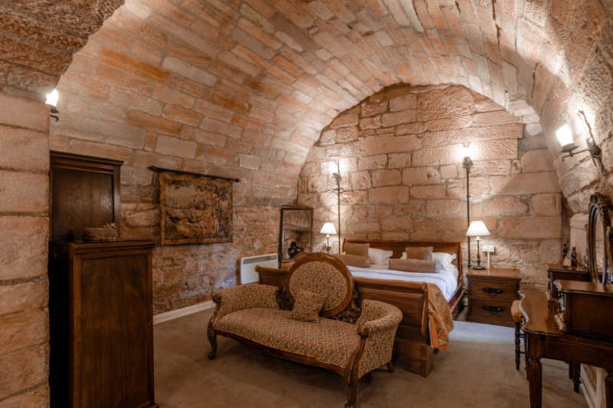 Dalhousie Castle room